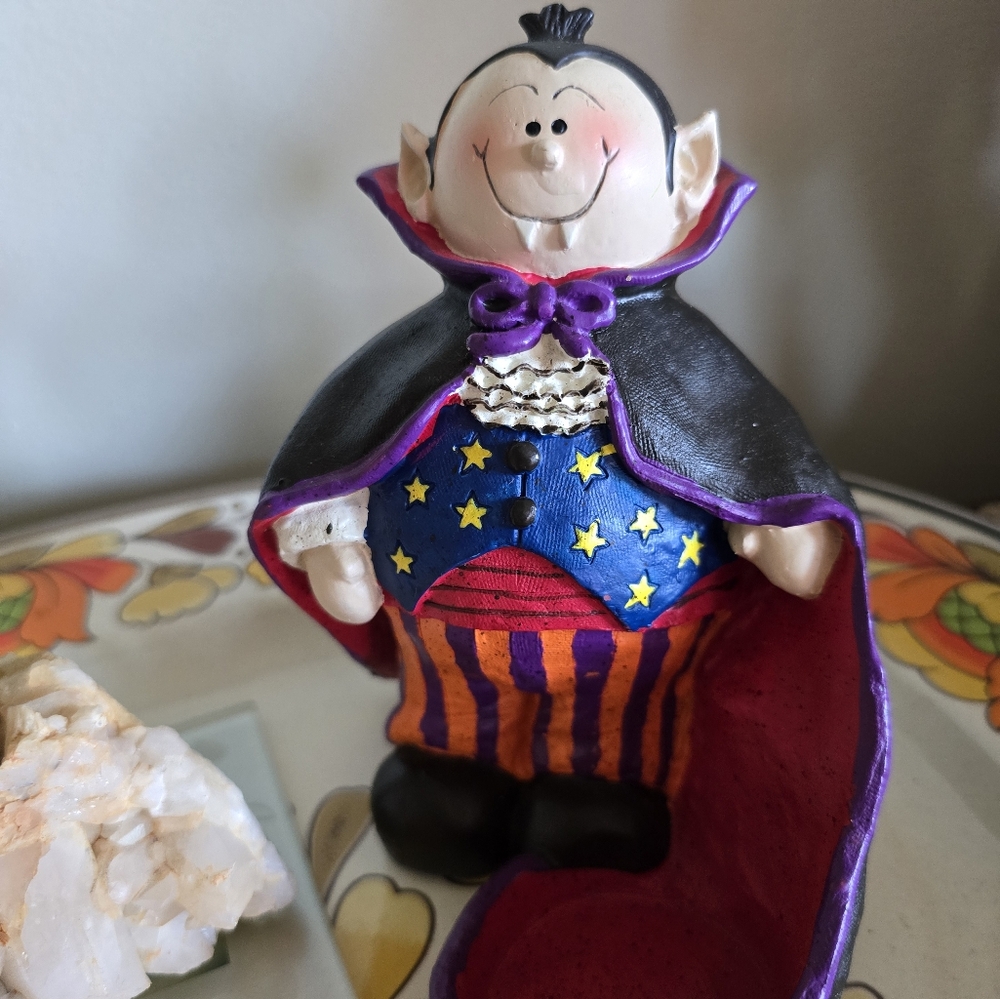 Halloween Dracula tea light candle holder